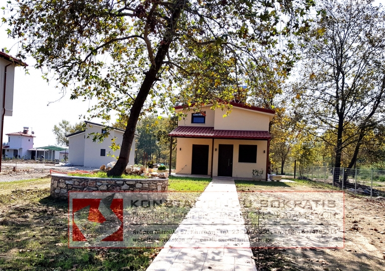 Beach house (villa) with attic in Plaka Litohoro Greece